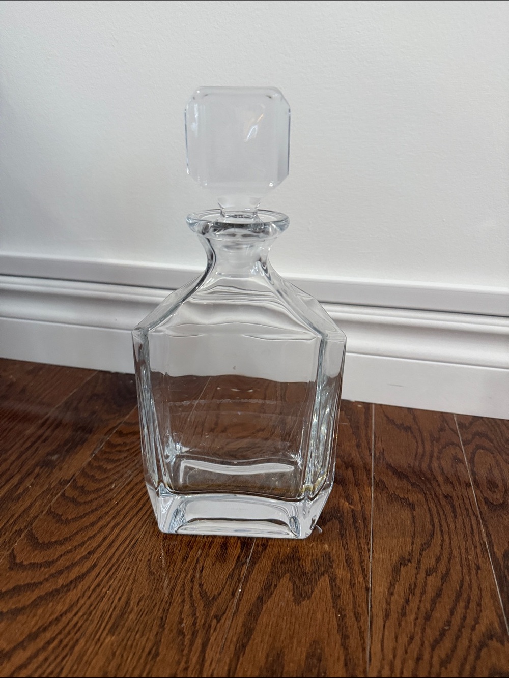 Clear Glass Decanter with Stopper - Home Dining